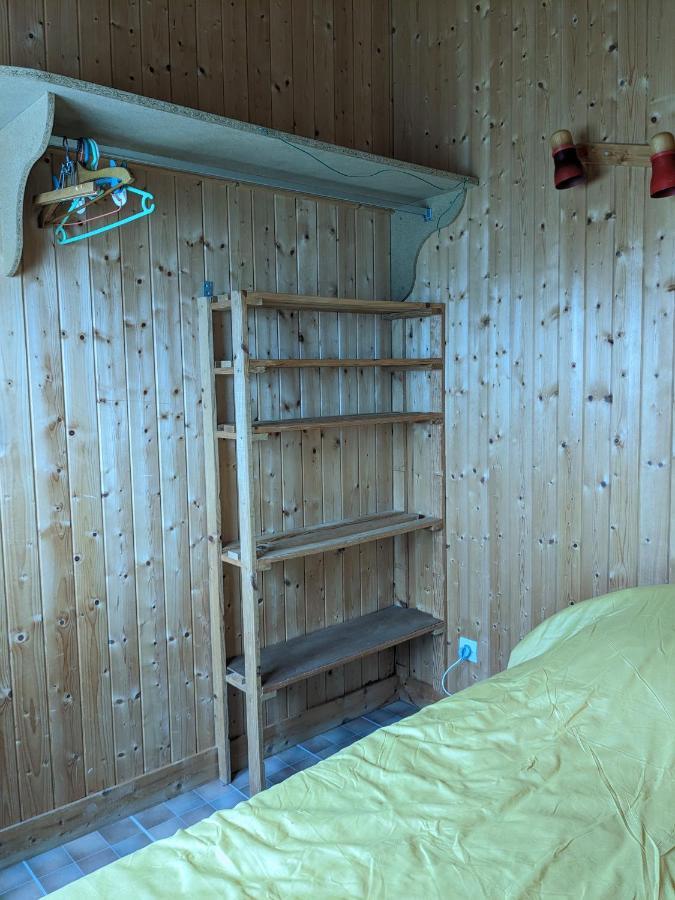 Au Petit Chalet D'Illiers Combray - Salle D'Eau Uniquement المظهر الخارجي الصورة