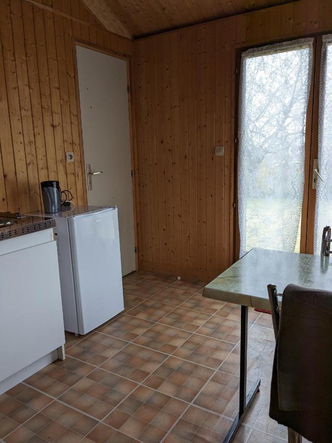 Au Petit Chalet D'Illiers Combray - Salle D'Eau Uniquement المظهر الخارجي الصورة